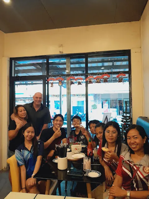 MoiMoi Pizza and Bistro