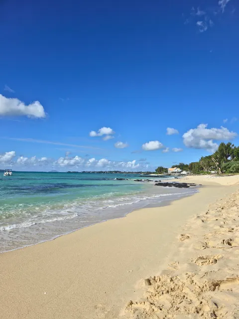Pointe aux canonniers beach