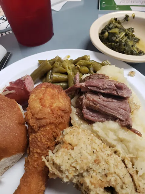 Chef's In Downtown Cafe