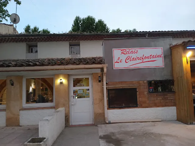 RELAIS DE CLAIREFONTAINE