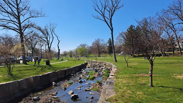 Veterans' Memorial Park