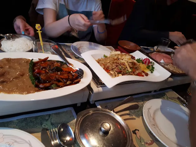 Chinees-Indisch Specialiteiten Restaurant Long Pin