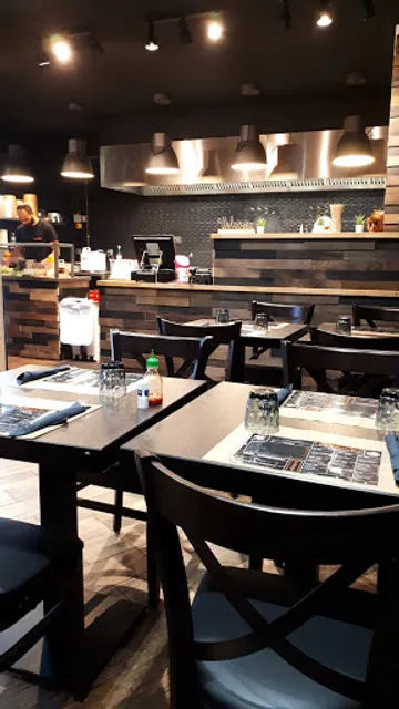 Thai Land Square rue des postes