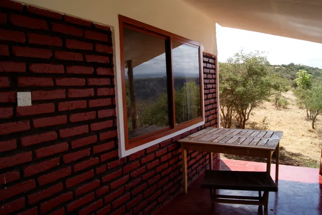 African Sunrise Lodge & Campsite