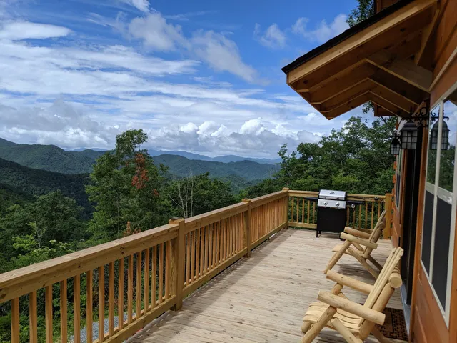 Elk Ridge Summit Cabin
