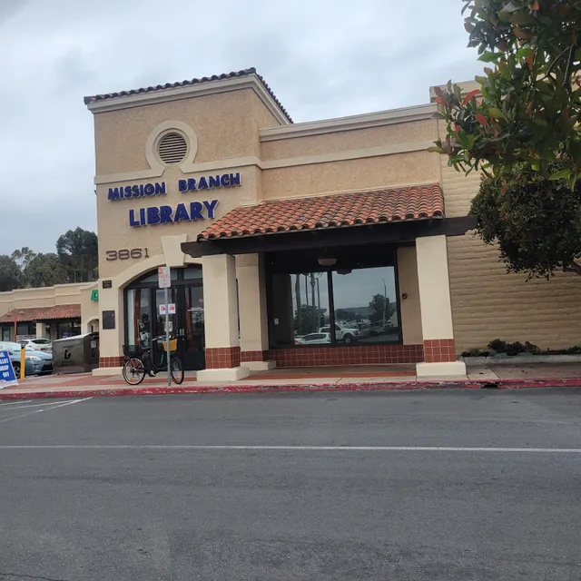 Mission Plaza Real Shopping Center