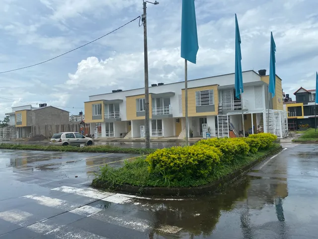 URBANIZACION PRADOS DE MAVICURE