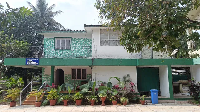 29 Bungalow Lemon Tree boutique villa