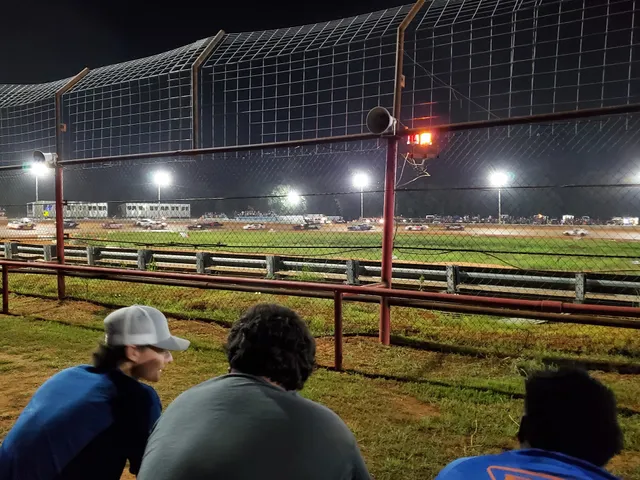 Tri-County Speedway
