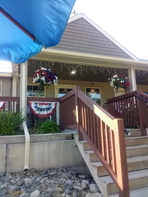 LandLubbers Grill and Dairy Bar