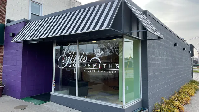 Ginis Goldsmiths Custom Jeweler