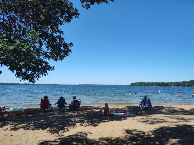 Lake Le Homme Dieu Beach
