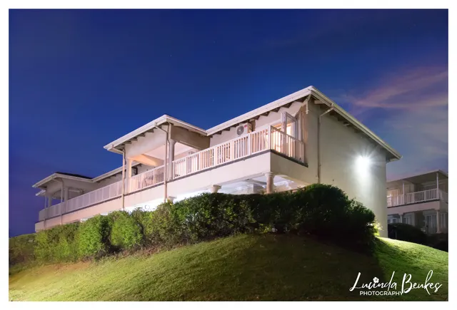 At Umzumbe Beach Apartments, Mangrove Beach Estate, Banana Beach, Port Shepstone