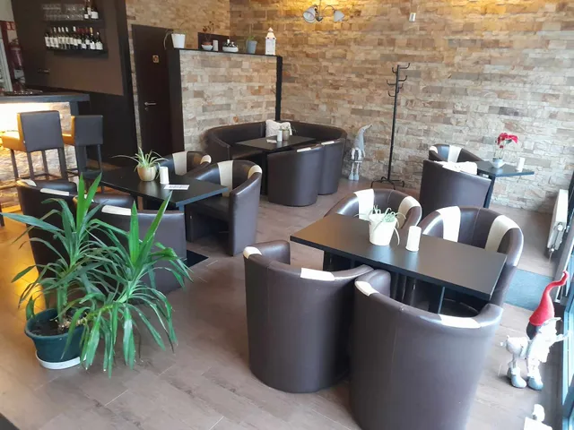 Beluga5 Bor és Koktél Bár