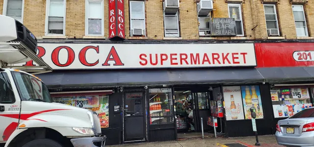 La Roca Supermarket