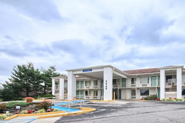 Motel 6 Lexington, KY - East I-75