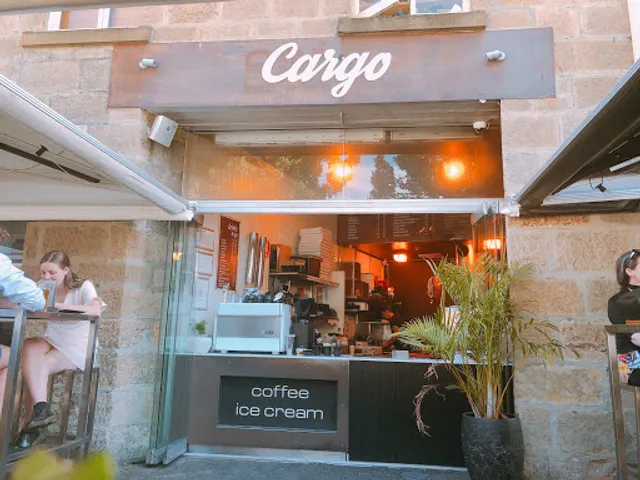 Cargo Bar Pizza Lounge