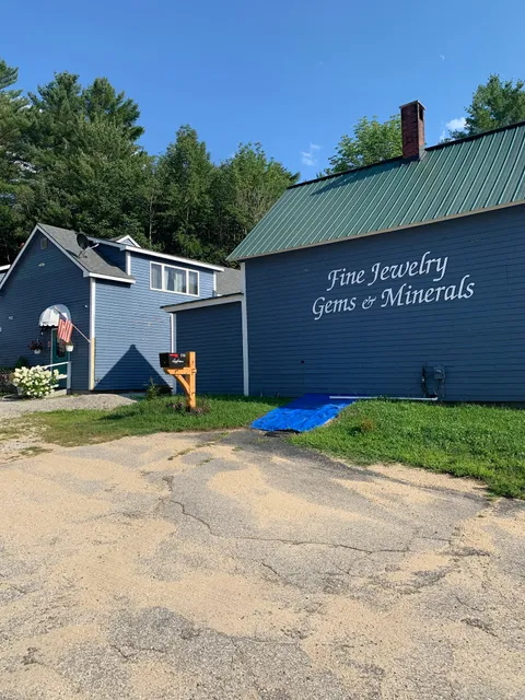 Leighton’s Of West Paris