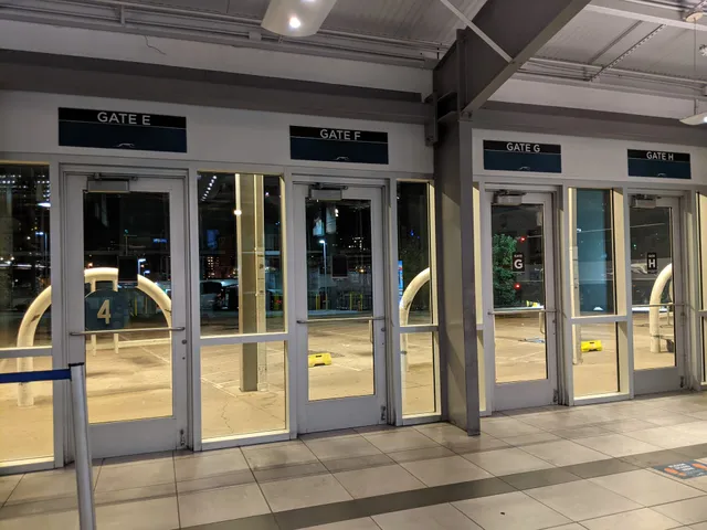 Greyhound: Bus Station