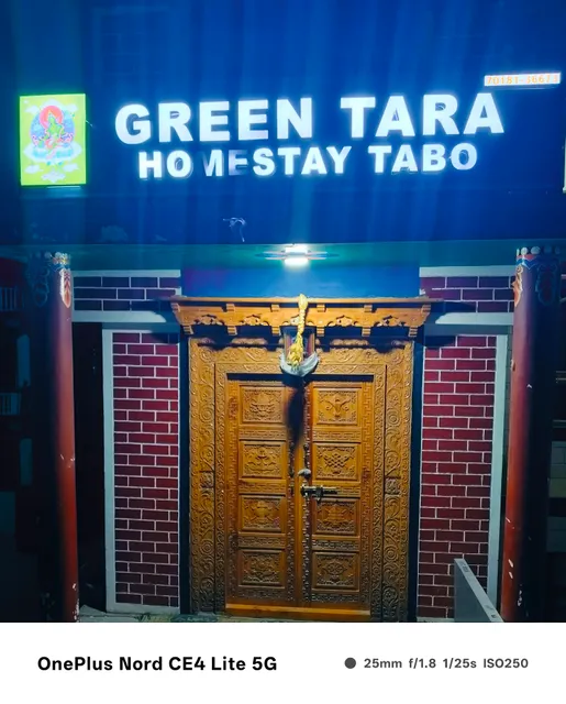 Green Tara home stay tabo