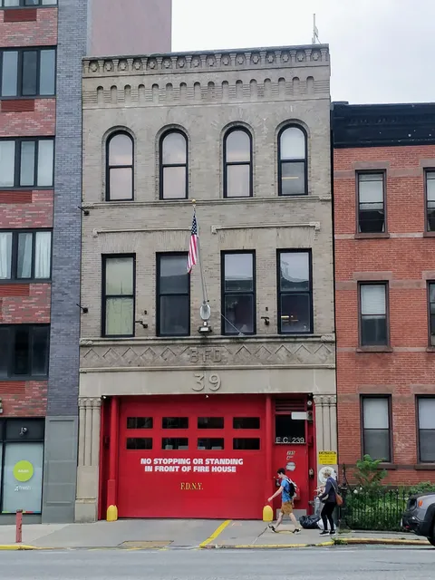 FDNY Engine 239