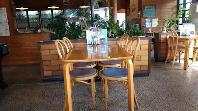 カフェレストラン パーク