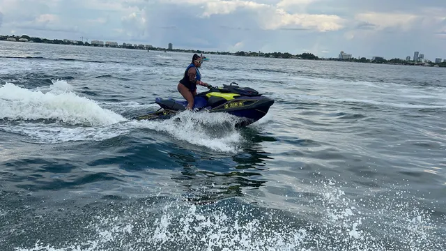 V & V OCEAN VIBES - JetCar & Jet Ski Rentals