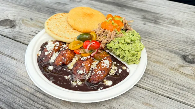 Yxi’S Arepas & Gordito LLC