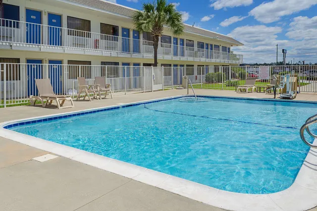 Motel 6 Gulfport, MS – Airport