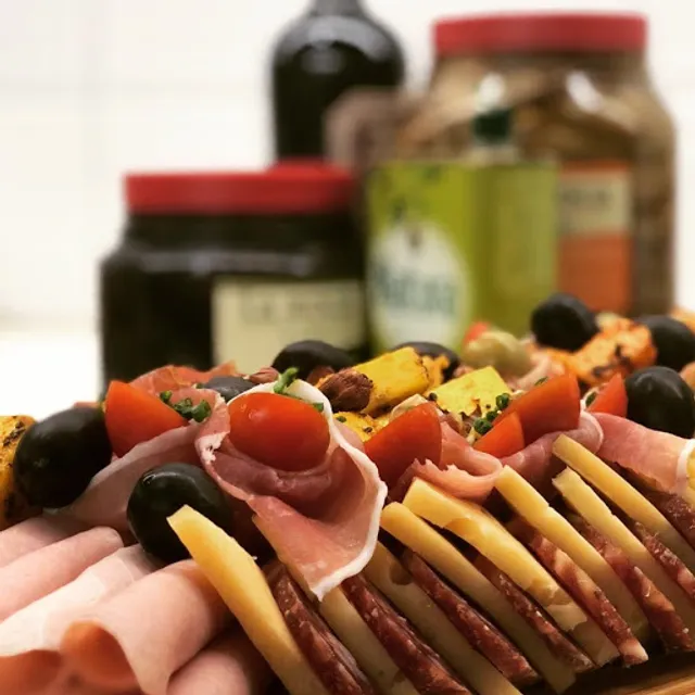 Esdul Castelar • Sándwiches de Miga