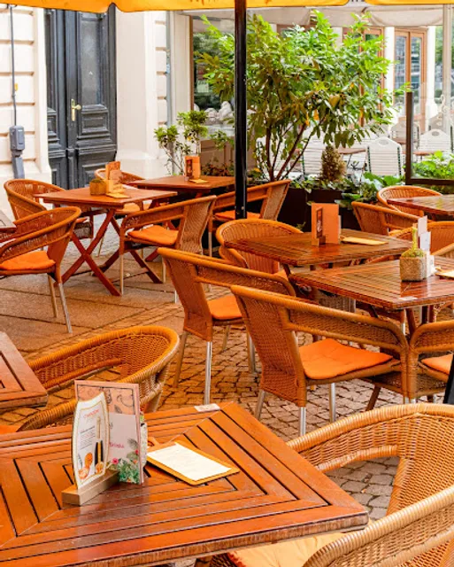 Johann S. Restaurant & Weinbar