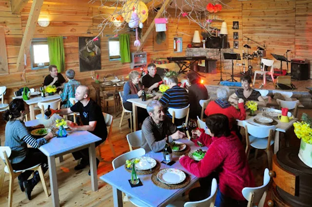 L'ours maçon - Putting Golf