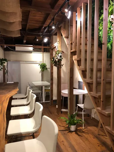 桜井市場ワールド食堂＆バル