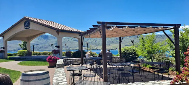 CAFE MYTH @ Benson Vineyards