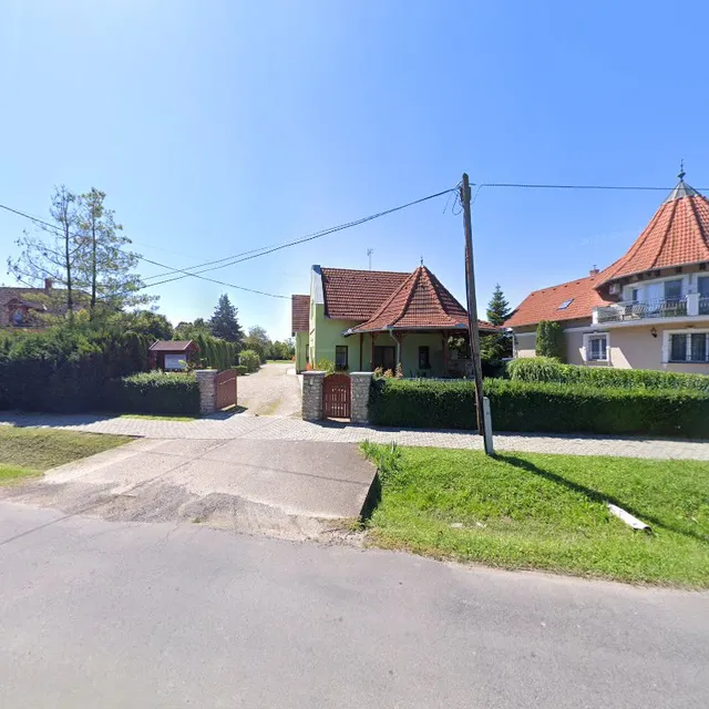 Hajnalka Apartmanház