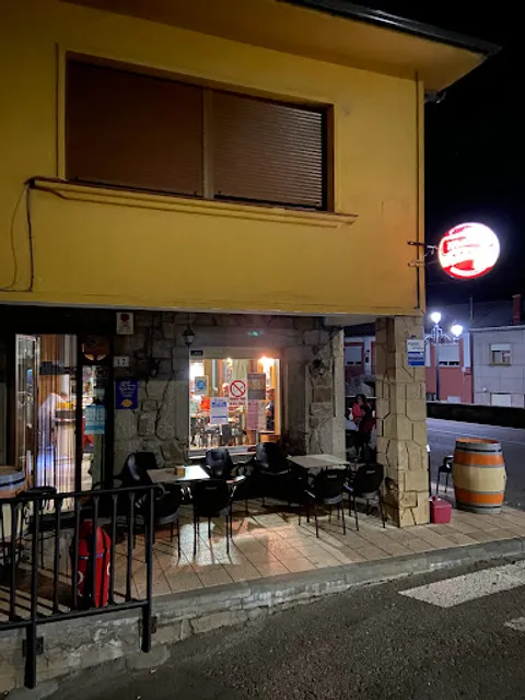 Cafetería bar El Cruce