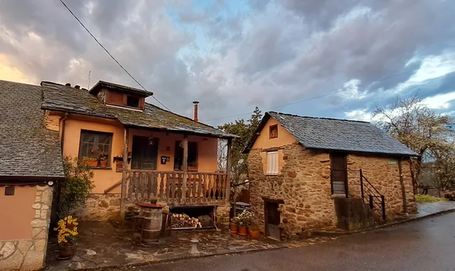 CASA RURAL LA NOGALA