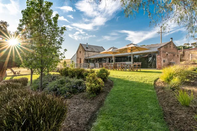 Ivybrook Farm Cellar Door & Accommodation