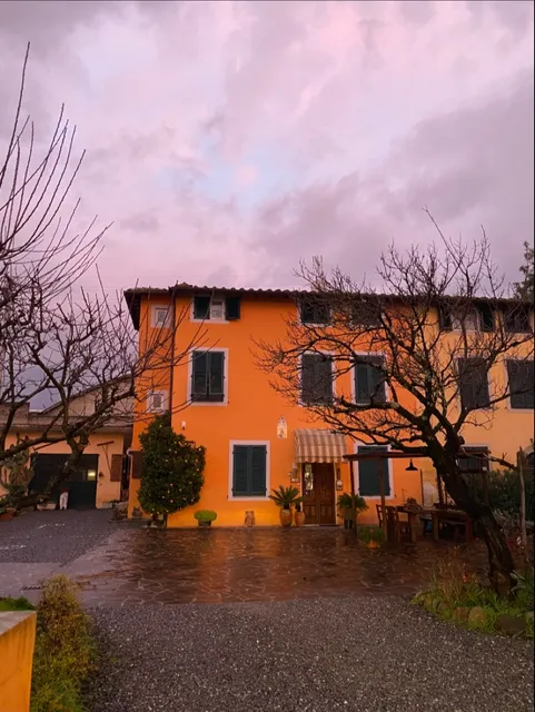 Bed & Breakfast Lucca Fora