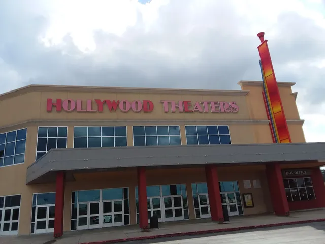 Hollywood Theater