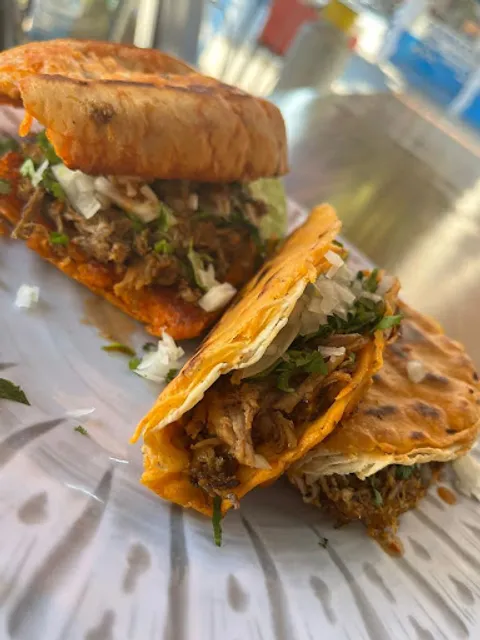 Birria de res ORO NEGRO