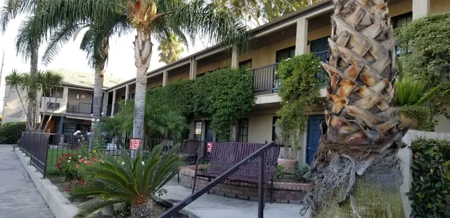 Sierra Crossing Motel