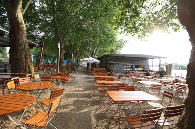 Königsbacher Biergarten am Deutschen Eck GmbH