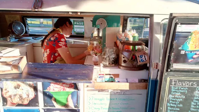 Gus' Hawaiian Shave Ice