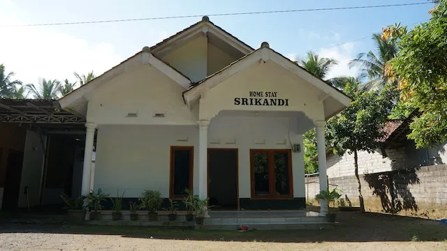 SPOT ON 92689 Homestay Srikandi Pulau Merah BeachNearPantai Pancer