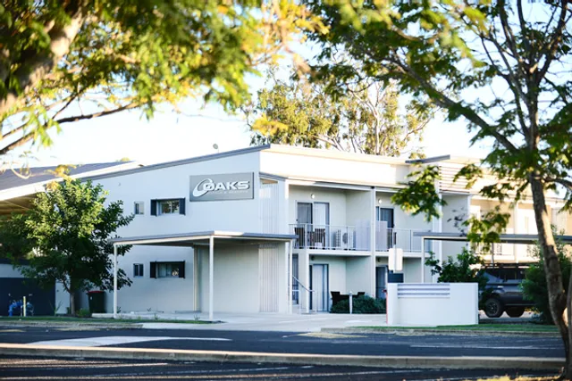 Oaks Middlemount Suites