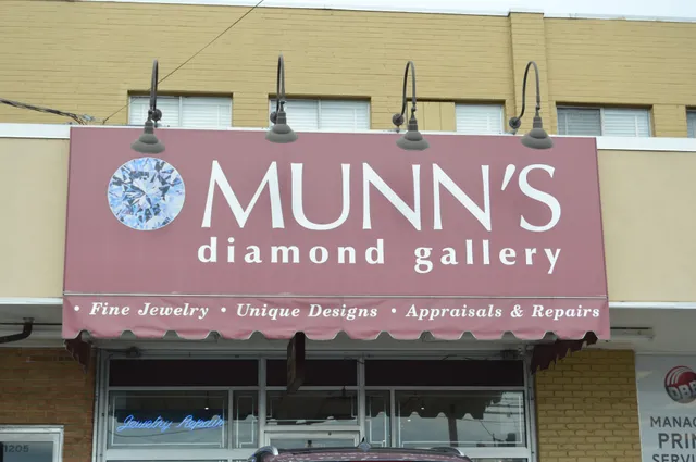 Munn's Diamond Gallery