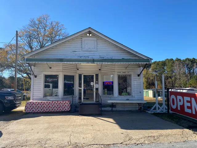 Crossroads Country Store