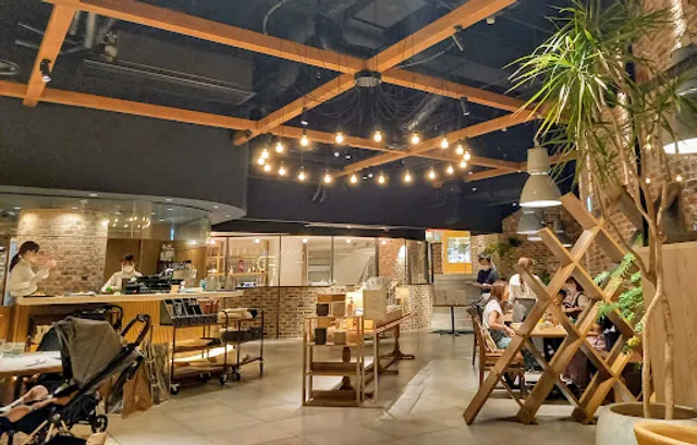 FROMA YORKYS CHEESE RESTAURANT＆BAR