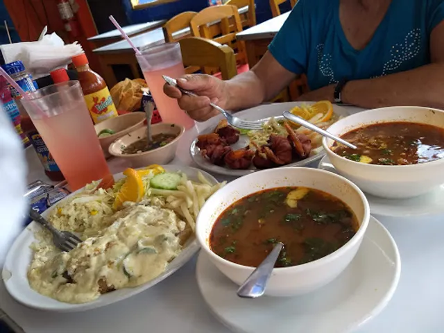 Pescados y Mariscos Tony's